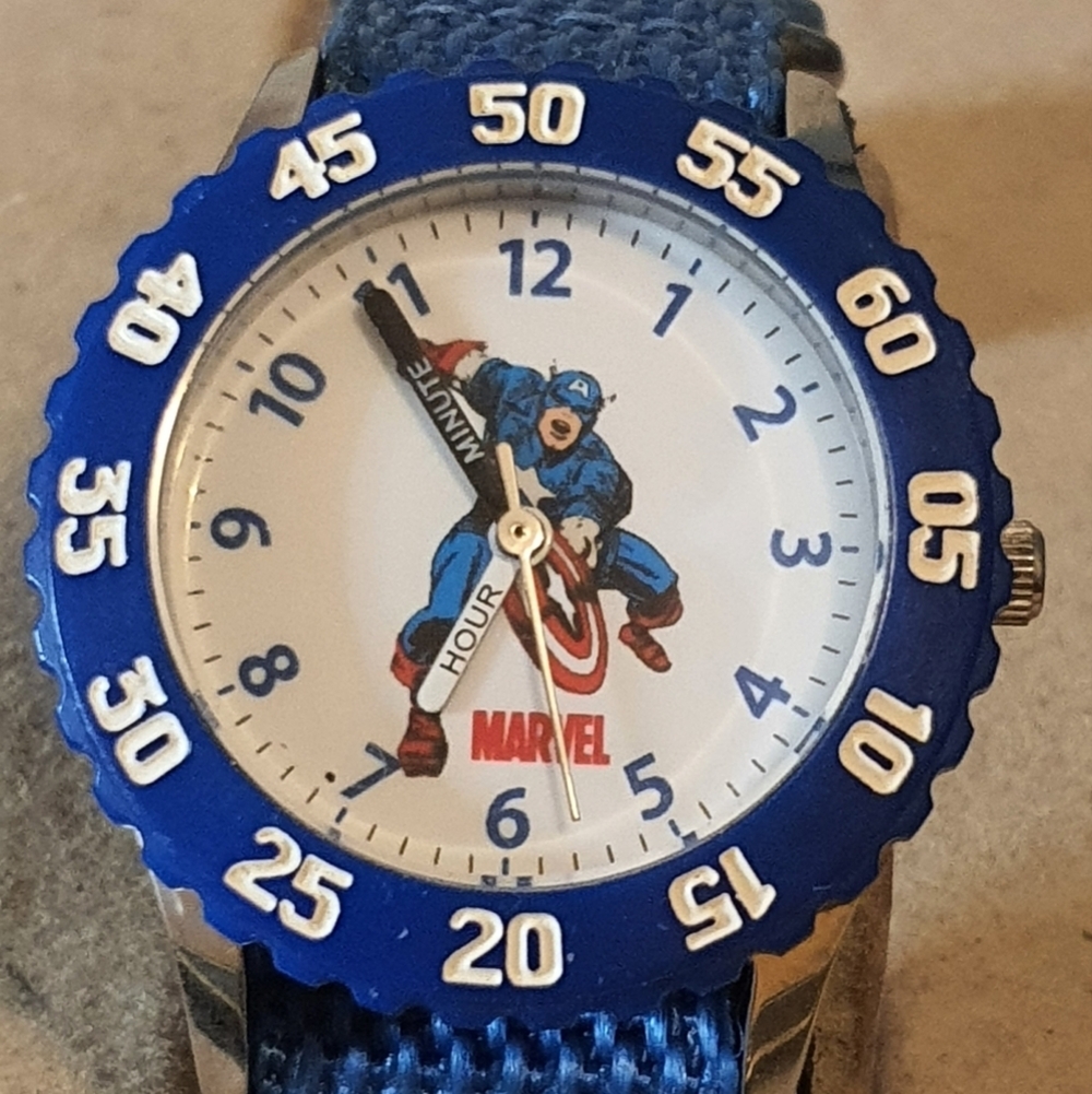2 for $20😃Marvel Captain America Blue/White Velcro Diver Style Boy's Watch